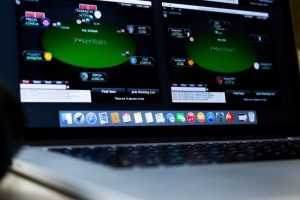 PokerStars сократил количество кэш-столов для мультитейблинга до четырех
