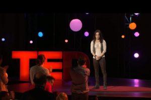 Лив Боэри на TED Talk: “Жизнь, как и покер, — игра мастерства и везения”