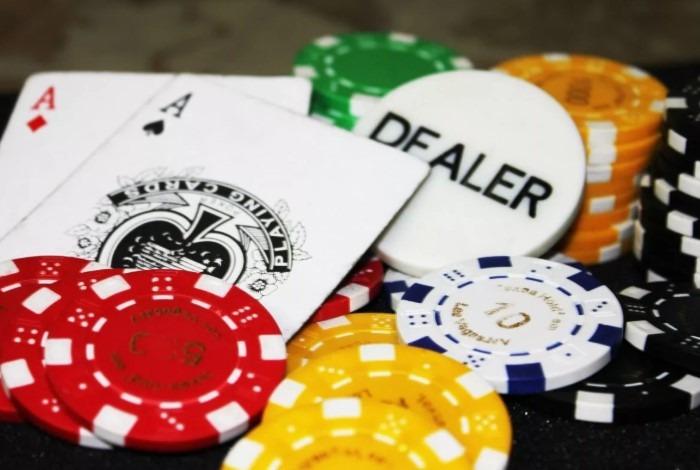 правила игры покер видео онлайн